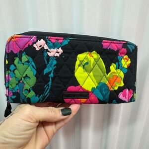 Vera Bradley Zip Around Wallet Hilo Meadow Black Purple Green Floral